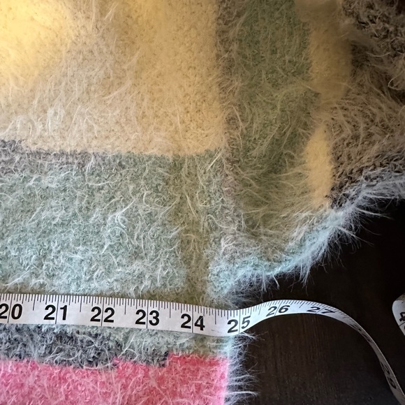 &merci Abstract Striped Eyelash Sweater - Picture 5 of 8